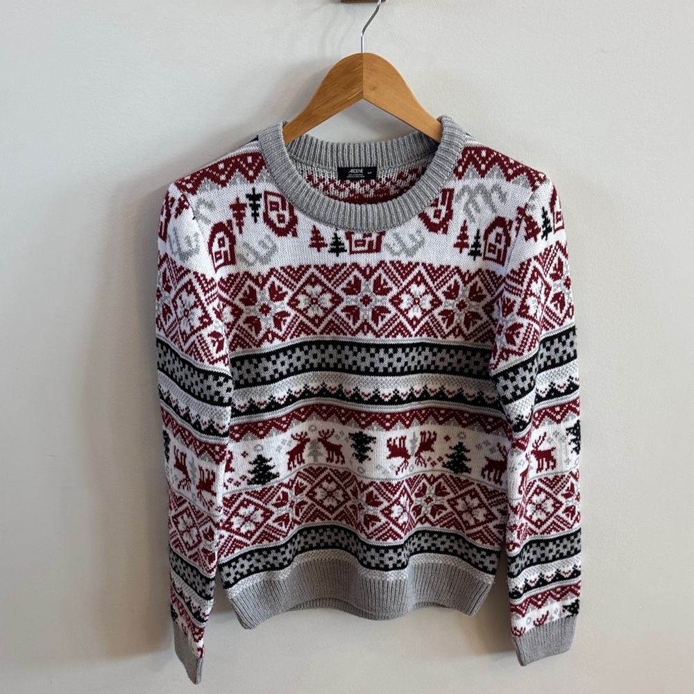 Ardene Grey, White & Red Fair Isle Crewneck Sweater